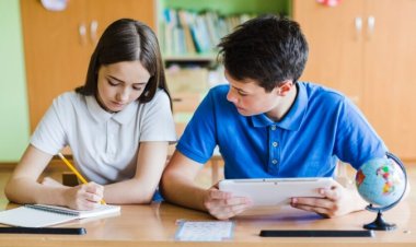 Role of Certificate IV in School-Based Education Support in Modern Classrooms