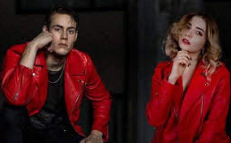 Why Should You Buy Valentine Day Outfits Collection from Oskar Jacket?