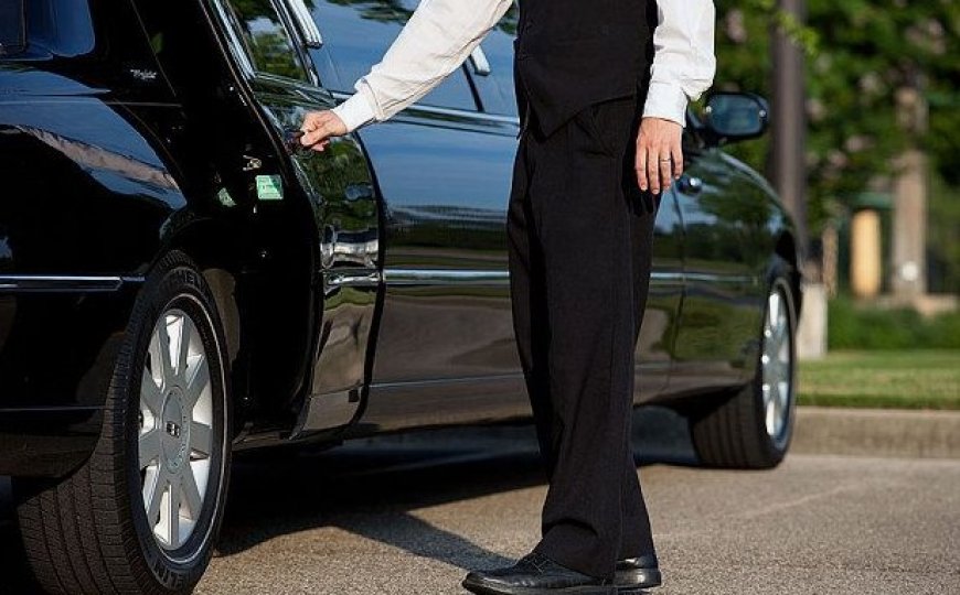 Top Safety Features to Look for in a Taxi Near Me | Private Car Transportation