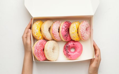 How to Design the Perfect Custom Donut Box for Your Bakery in the USA