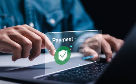 How Bill Pay Services for Seniors Help Streamline Household Finances