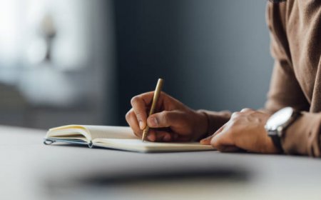 How a Memoir Writing Service Can Transform Your Life Story into a Bestseller