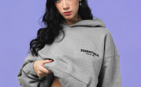 Essentials Hoodie and Eco-Friendly Streetwear A Growing Movement