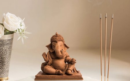 Essential Features to Look for When Buying a Marble Tray for Ganpati