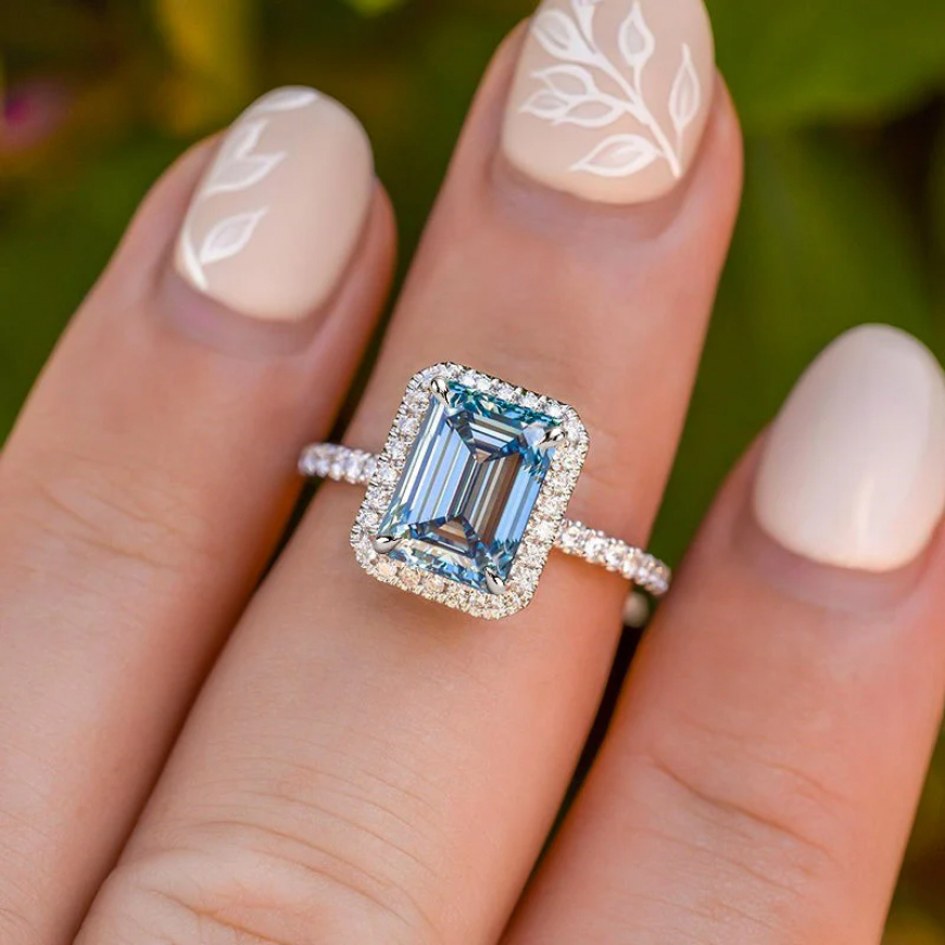 Emerald Cut Halo Engagement Ring – A Perfect Blend of Sophistication and Sparkle