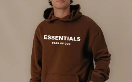 Why Essentials Fear of God is Revolutionizing Modern Streetwear