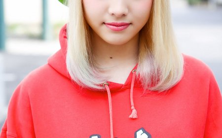 Felpa Stussy & Stussy T-Shirt: The Streetwear Icons You Need to Know