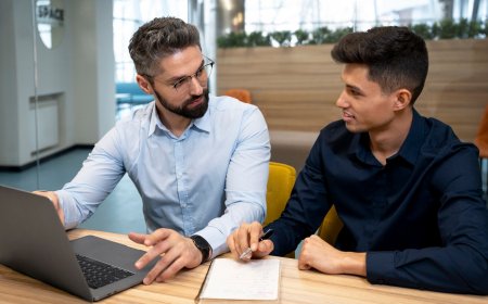 What Makes an EB1A Expert Legitimate: Credentials to Look For