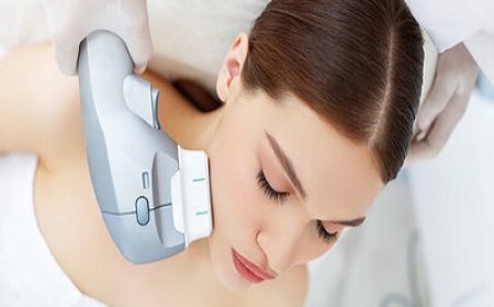 Non-Surgical Eye Lift Using HIFU in Islamabad