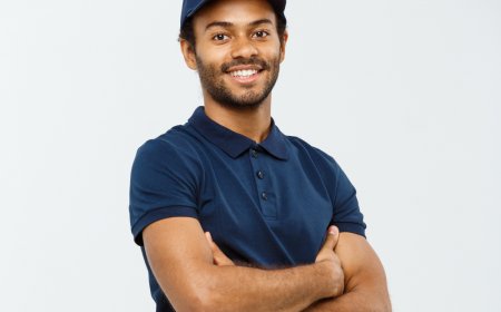 Choosing the Right T-Shirt Supplier in Dubai: A Checklist from Naziha Uniforms