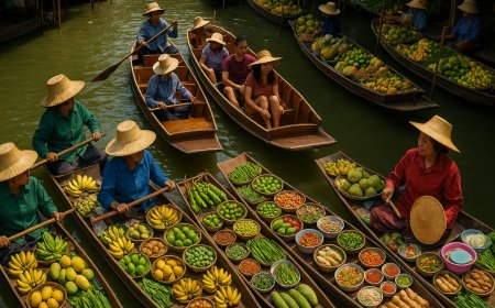 Exploring the Charm of Floating Markets in Bangkok: A Unique Thai Experience