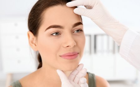 Can dermatologist give antibiotics?