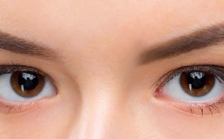 Ethnic Hair Considerations in Eyebrow Transplant Procedures