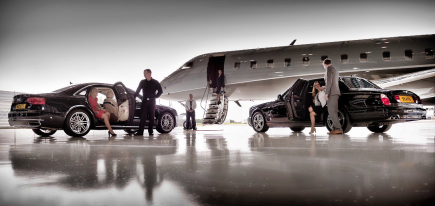 Luxury Car Service in AUS Airport