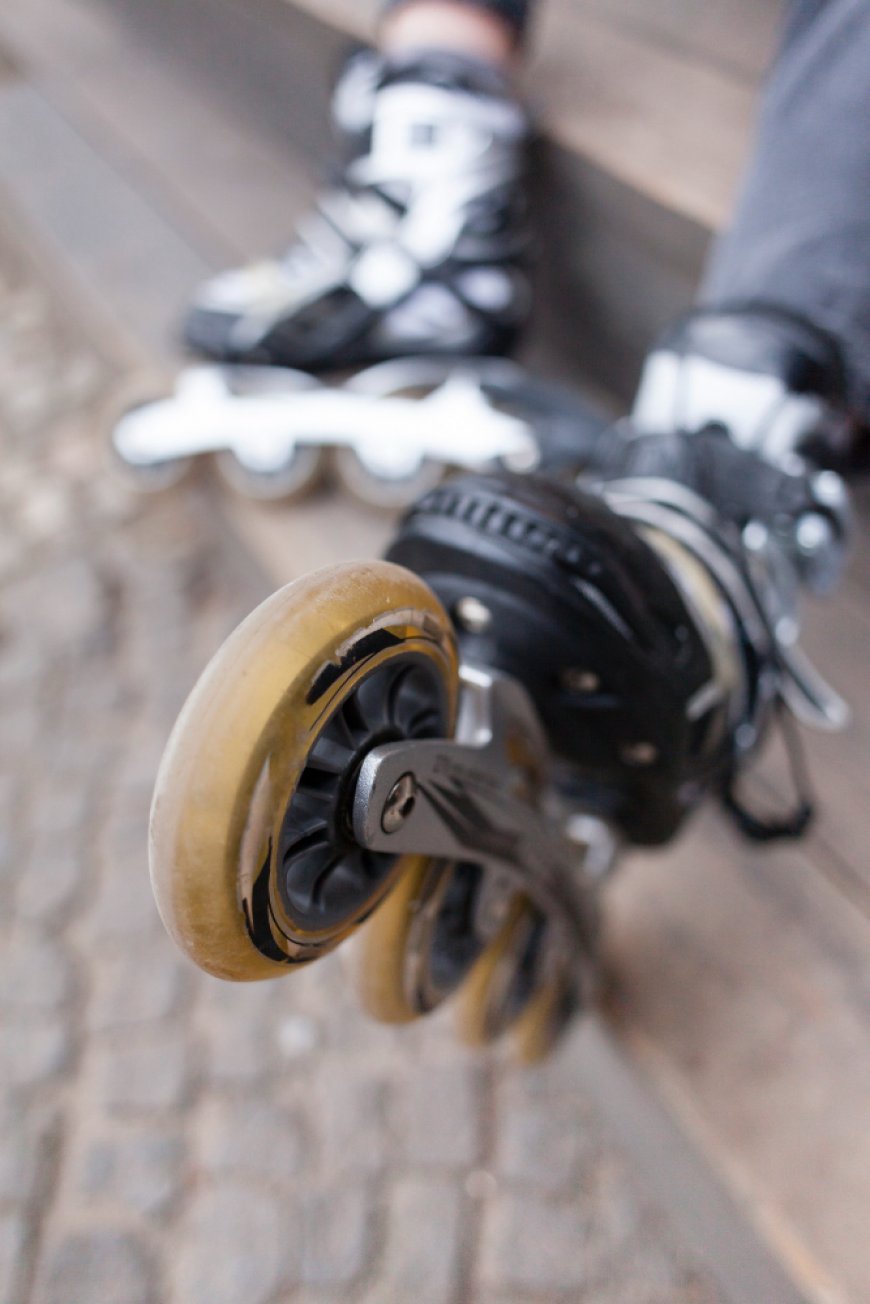 Why a Nylon Wheel with Bearing Is Ideal for Industrial Applications