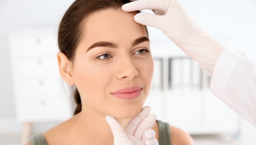 Can dermatologist give antibiotics?