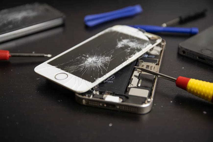 Where to Find Reliable iPhone Screen Replacement In Melbourne for Xiaomi and Asus Users