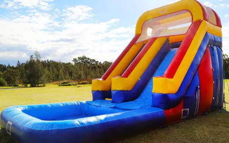 Keeping the Party Cool: A Guide to Water Bounce Houses and Bounce Houses San Diego Families Love