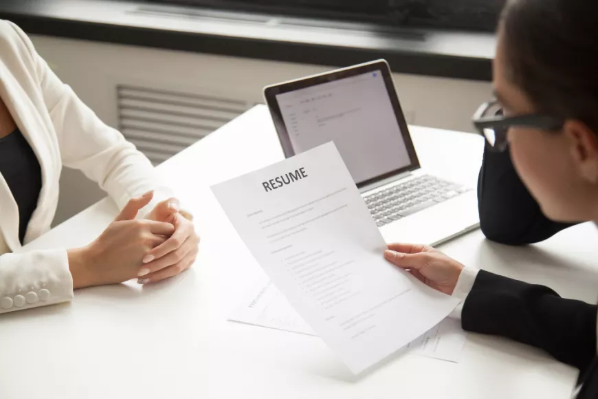 Crafting Professional Resumes and Cover Letters: Expert Services in Perth