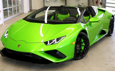 Discover the Lamborghini Huracan Evo in the UAE