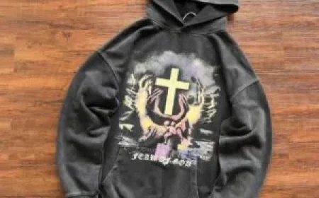 Authentic EssentialsHoodieCA Drop: Why This Release Deserves a Spot in Your Wardrobe