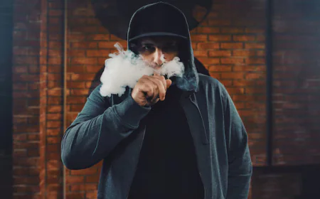 Do You Need to Switch From an e-cigarette to a refillable vape?