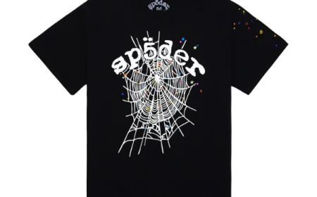Why Sp5der T-Shirts Are Trending in 2025