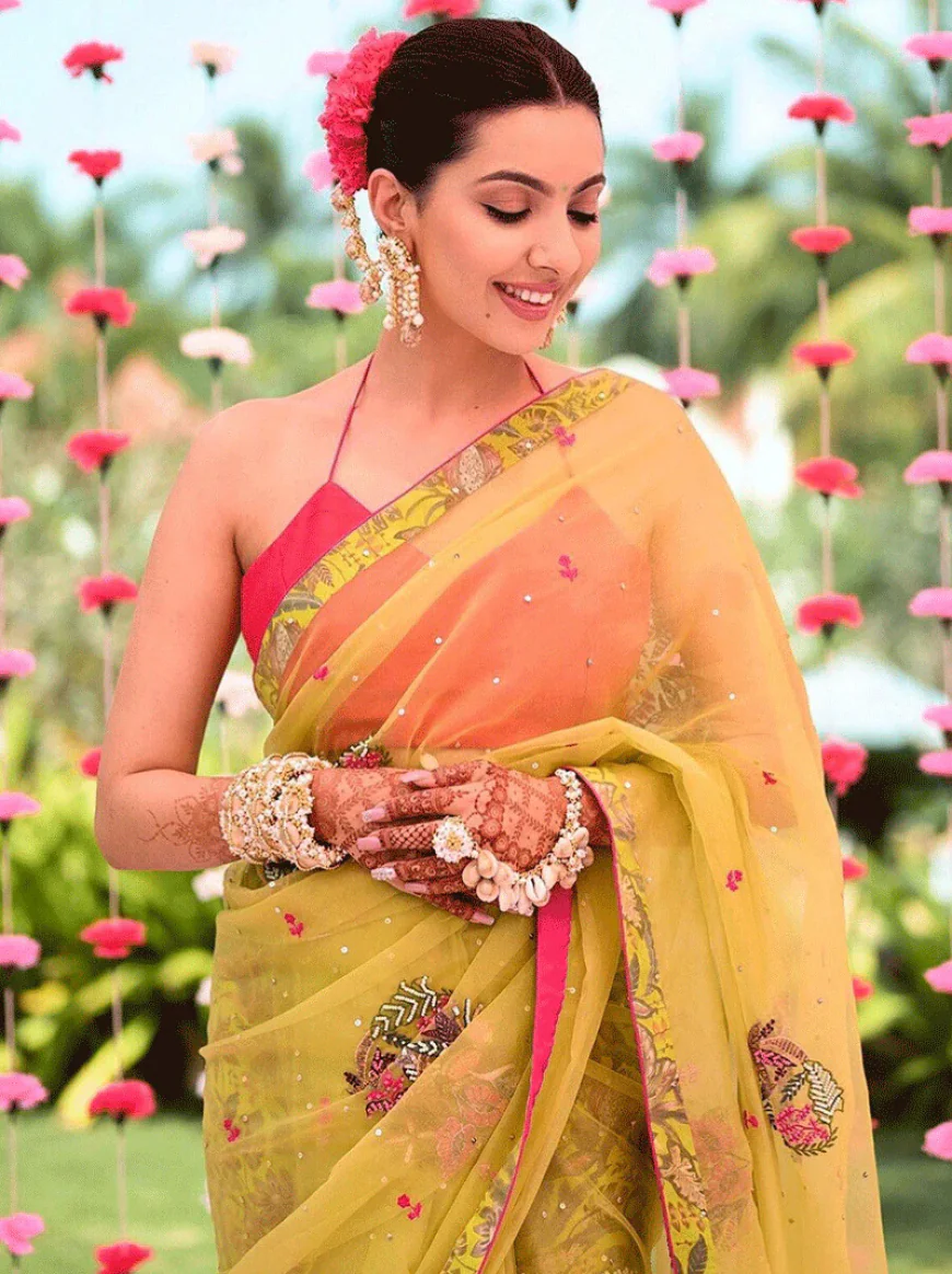 Best Haldi Jewellery Sets for Brides | VAIDAAN Collection