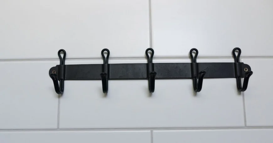 Smart Closet Solutions: How to Keep Your Belts and Ties Organized with Style