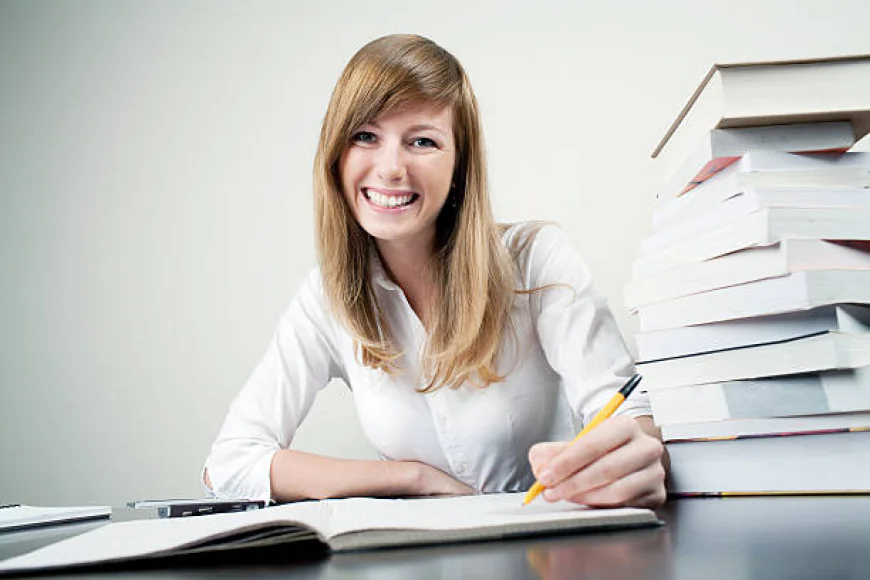 How to Handle University Coursework Writing with Confidence