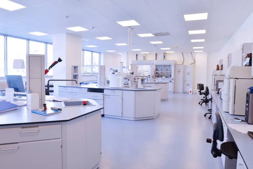 Types of Laboratory Benches You Should Know