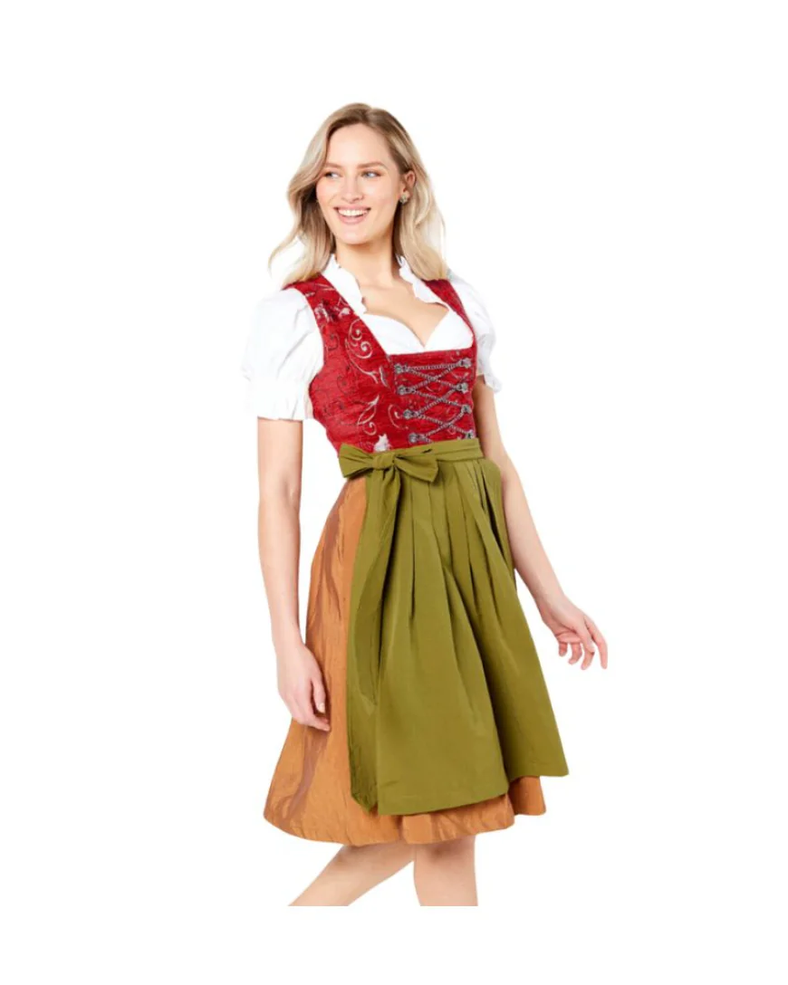 What Accessories to Wear with a Dirndl at Oktoberfest?
