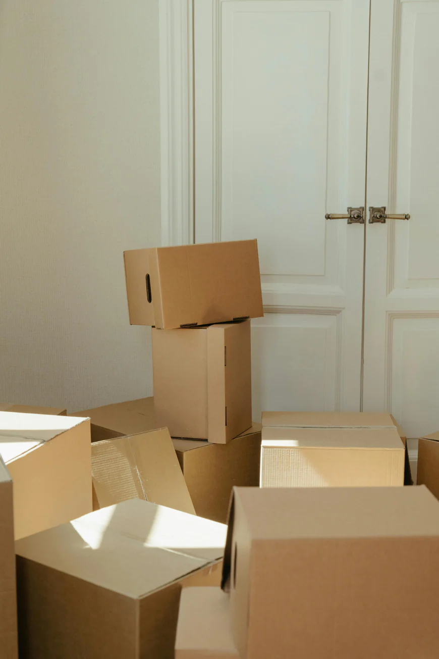 From Boxes to Beds: Need a Hand with Your Move? Let Expert Removalists Do the Heavy Lifting