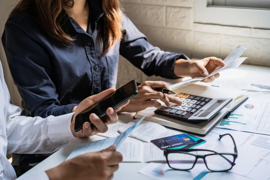Personal Loan Calculator for Salaried Professionals in 2025