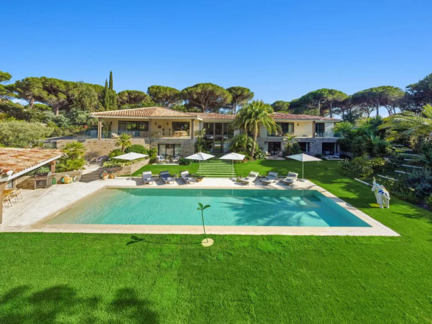 What Should You Know About Managing House Rentals in Saint Tropez?