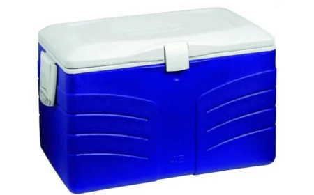 Why Every Mobile Caterer Needs a Cadac Cooler Box and Gas Canister for Camping Stove
