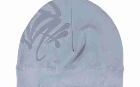 Syna World Beanie: A Year-Round Staple with Urban Appeal