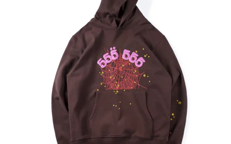 Sp5der Sweatpants with Pockets for Practical Everyday Wear