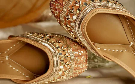 Gulbhahar: Celebrating Tradition with Punjabi Jutti for Ladies