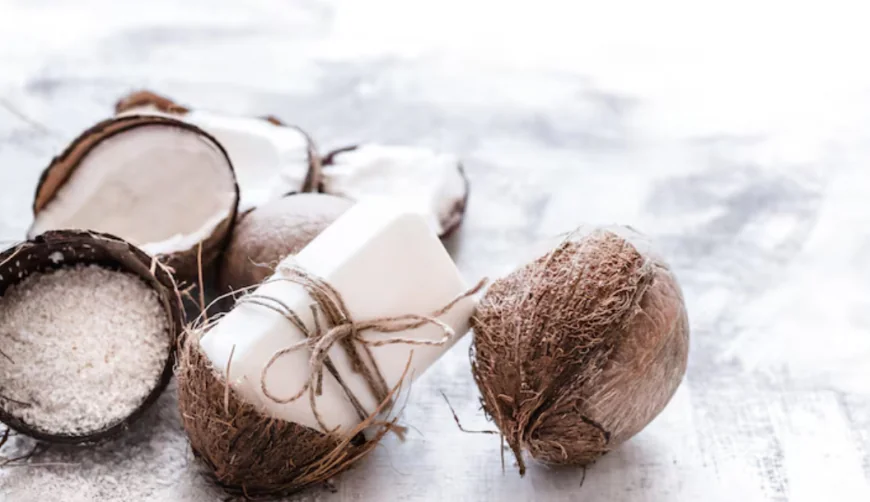 How Coconut Soap Helps with Dry Skin, Rashes, and Sensitivity