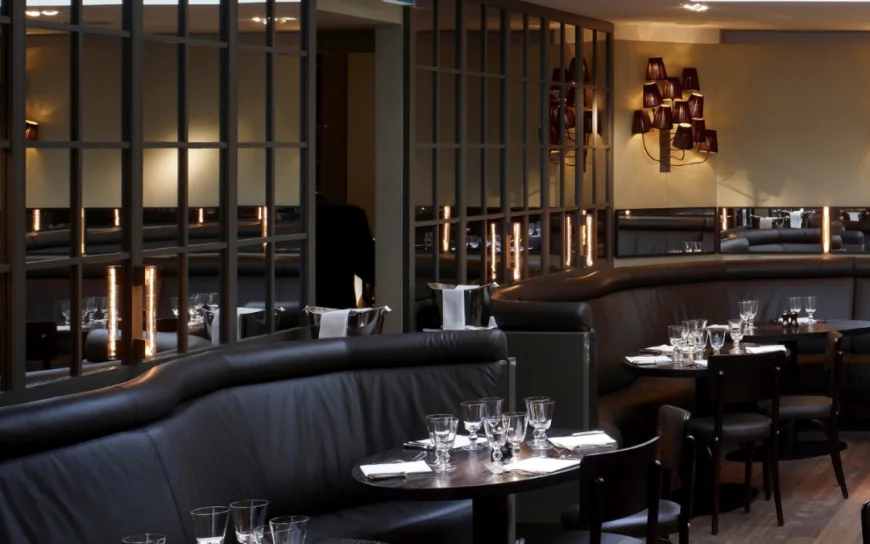 Signs of Mould in Commercial Buildings—And What to Do About It