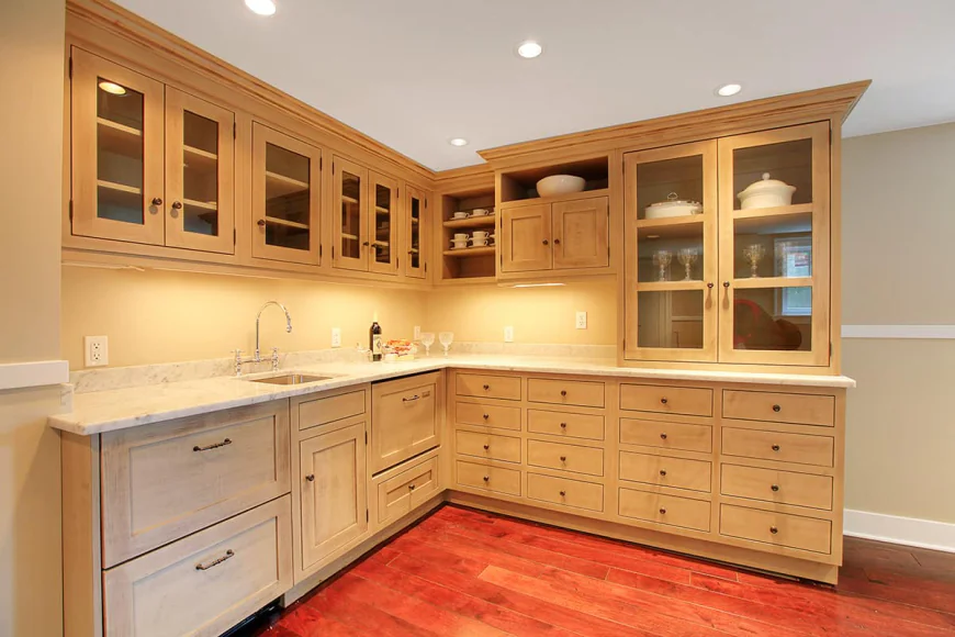 Tips for Planning a Kitchen Makeover with Custom Cabinets