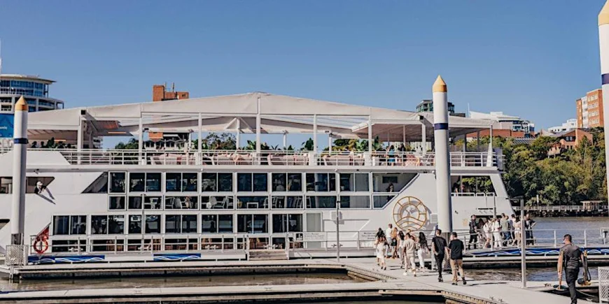 What Can You Expect on a Brisbane River Party Boat Experience?