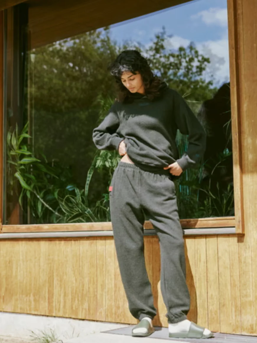 Why Are Minimalists Choosing Adwysd Joggers Over Other Pants?