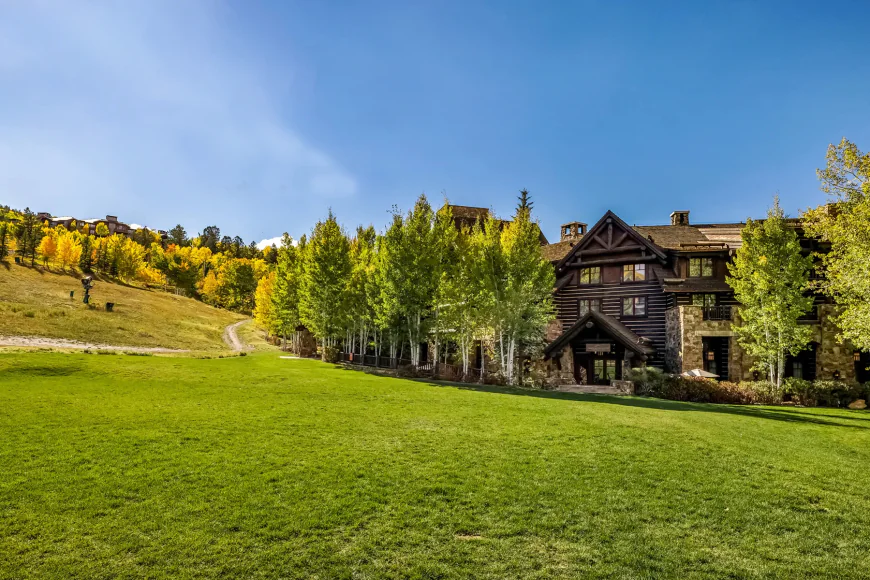 Residences Bachelor Gulch A Premier Destination for Fractional Mountain Real Estate