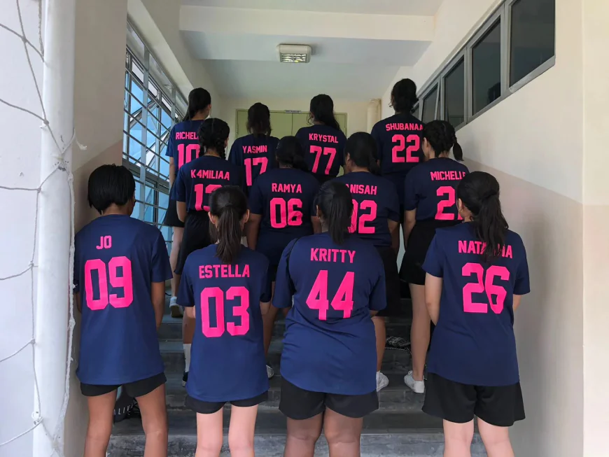 Stylish Customization with Canvas Tote Bag Printing Singapore