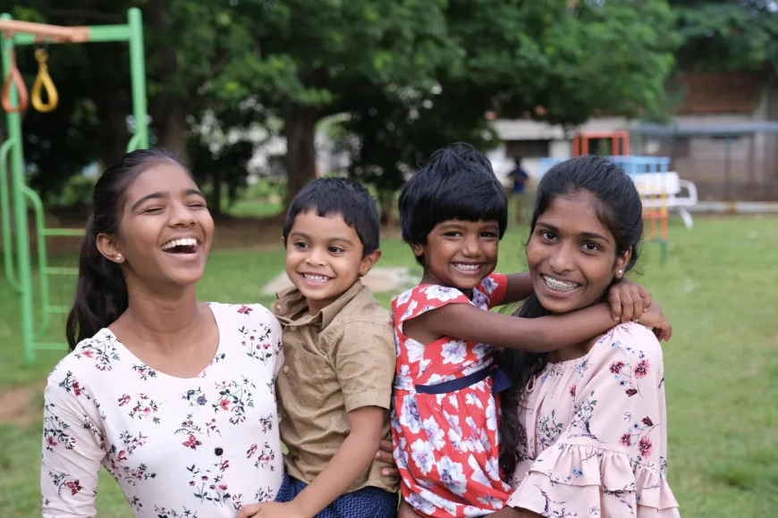 How Can You Encourage Critical Thinking in Young Leaders?