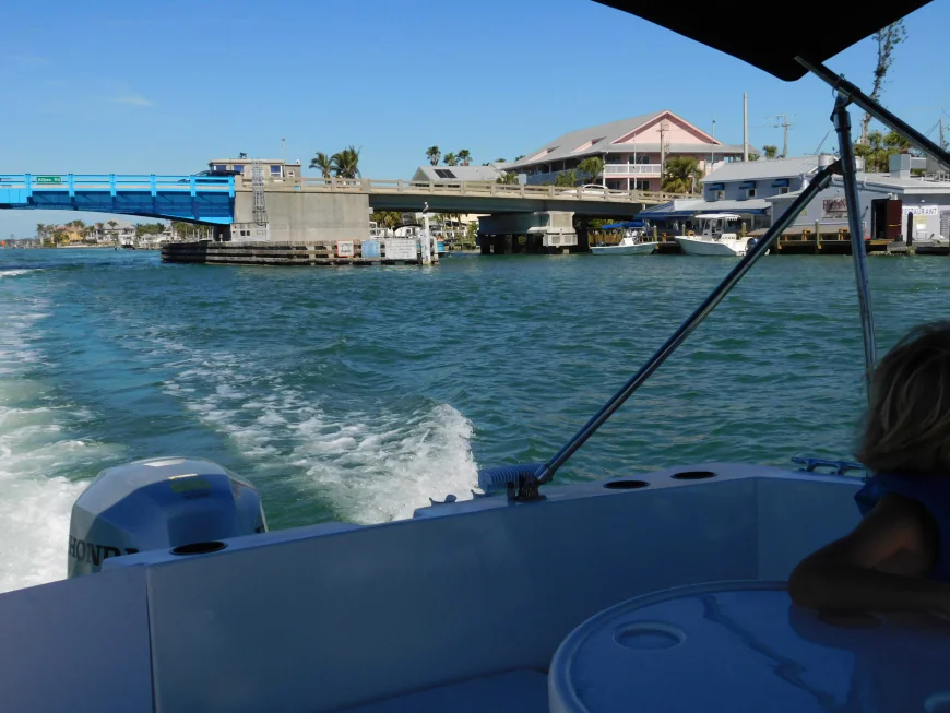 Discovering the Magic of Boat Tours in Siesta Key