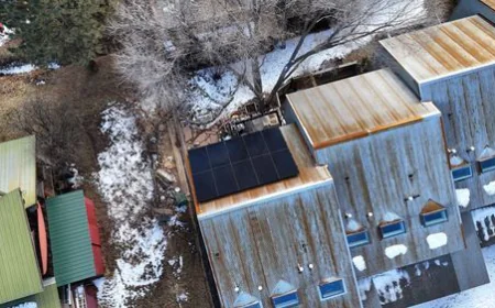 Reducing Roof Clutter: Why High-Wattage Panels Work Best for Small Spaces