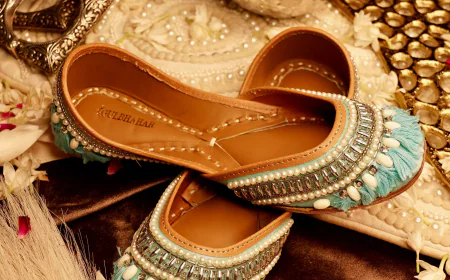 Why Every Bride Must Have a Pair of Bridal Juttis